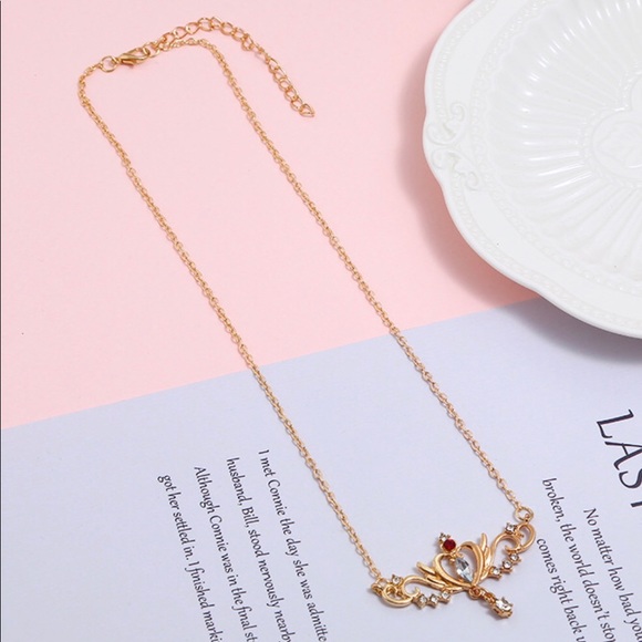 Beautiful Heart and Crystal Necklace - Picture 2 of 2